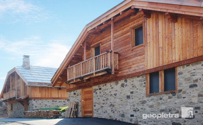 chalet pietra legno tradizione